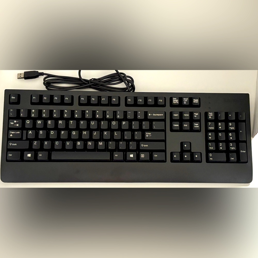 Lenovo Traditional Wired USB Black Keyboard New